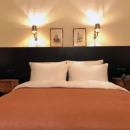 HENRI Hotel Wien Siebterbezirk-2